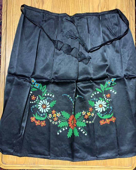 Автентични ръчно тъкани вълнени престилки черги ленени кърпи народна носия