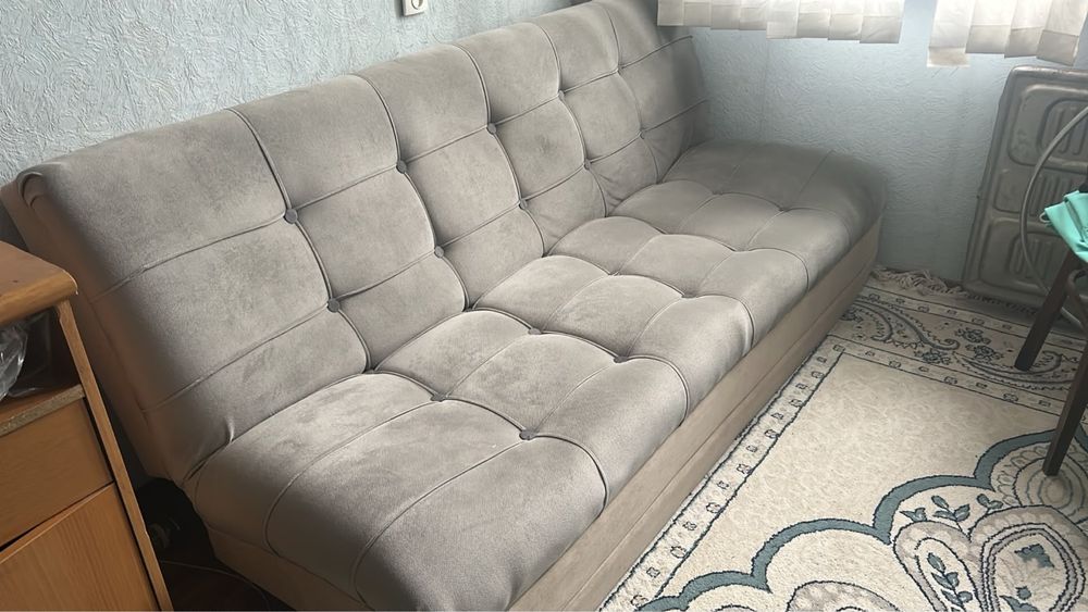 Продам диван в хорошем состоянии