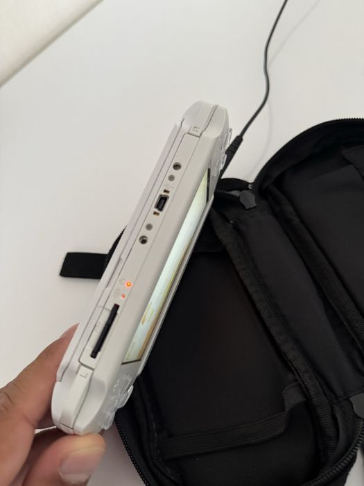 продам psp 1008E
