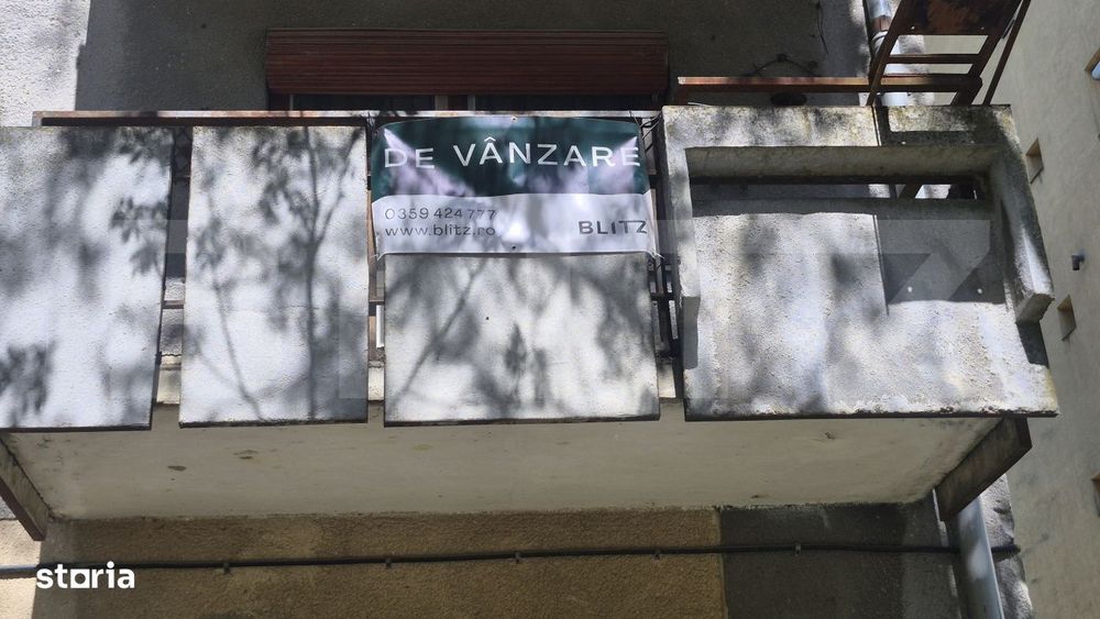 Apartament cu 4 camere de vanzare, 69.51 mp,  Micro 17