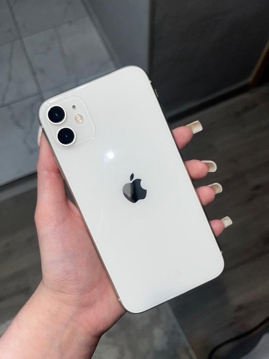 iPhone 11 (128Гб)