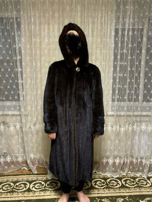 Продам норковую шубу