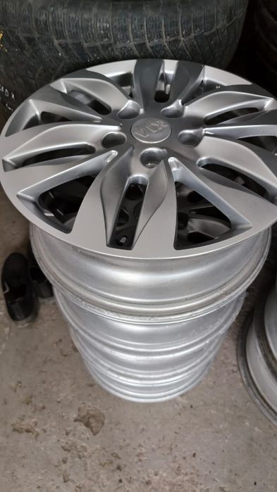 Продам диски R16 5/114.3