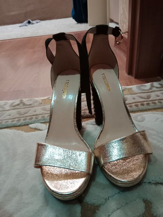 Туфли женские нарядные