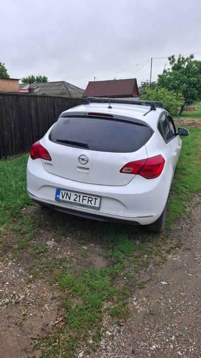 Opel Astra J 2014