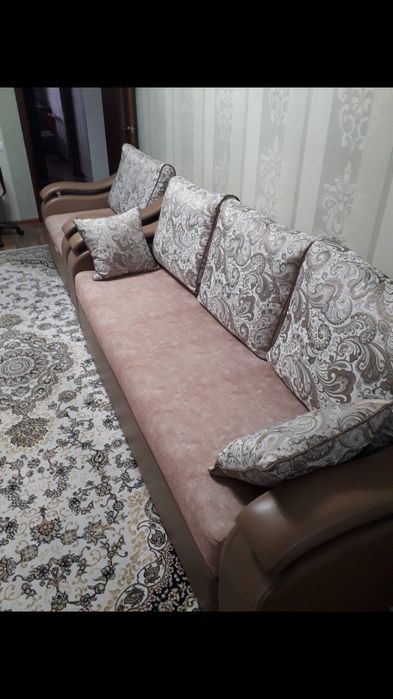 Продам мягкий уголок