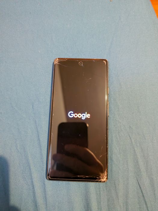 Google Pixel 6a + căști pixel buds 1