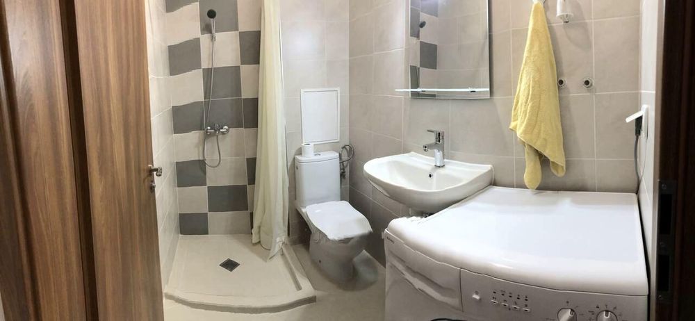 Дава се под наем Тристаен апартамент в София, Младост 4 - 75 кв.м за 700 € - Снимка #6