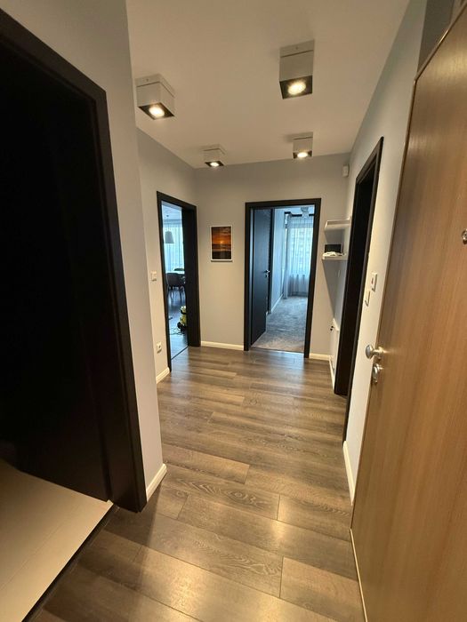 Дава се под наем Тристаен апартамент в София, Младост 4 - 100 кв.м за 1000 € - Снимка #9