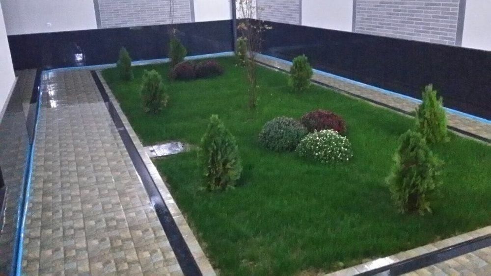 Садовник озеленение уход за садом ландшафтный дизайн. Богбон.