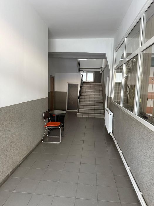 De inchiriat spatii diverse