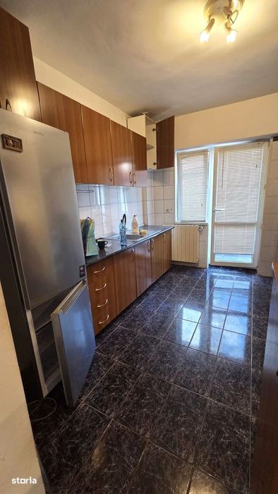 Apartament 3 camere de închiriat | Centrală proprie | 98 mp