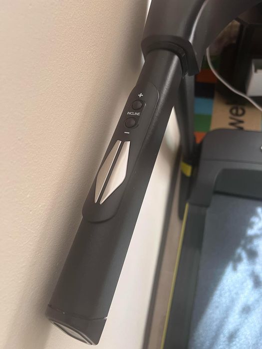 Banda de alergat electrica EcoFit
6145ZC