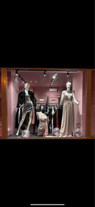 Afacere magazin haine second-hand si croitorie