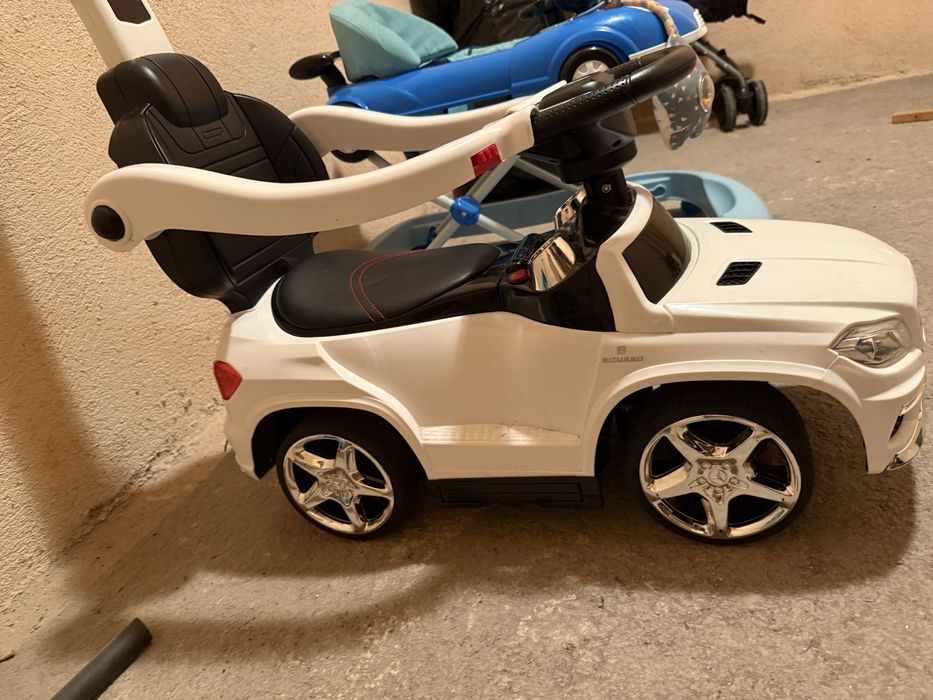 Триколка (кола мерцедес AMG)