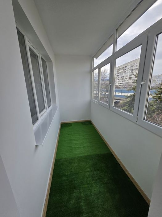 Ремонтиран тристаен апартамент в ж.к. Дружба 1!