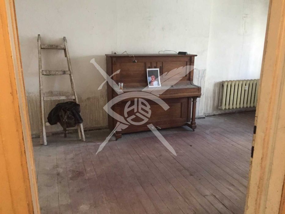 Продава се Тристаен апартамент в София, Център - 88 кв.м за 2171 €/кв.м - Снимка #1