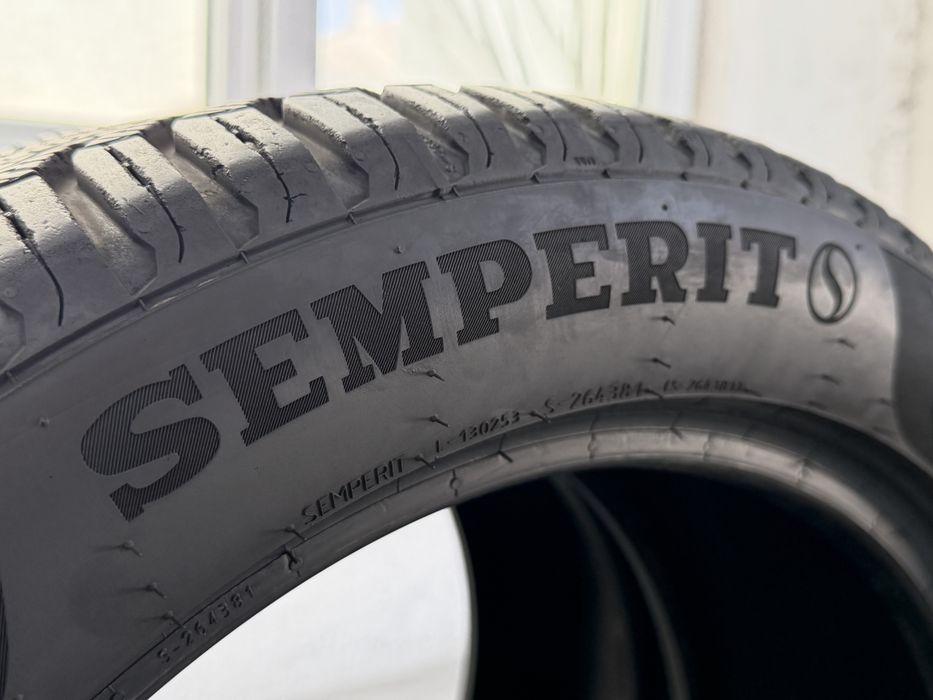 215/50/17 Semperit 2Броя: 140€ 7мм Всесезонни гуми