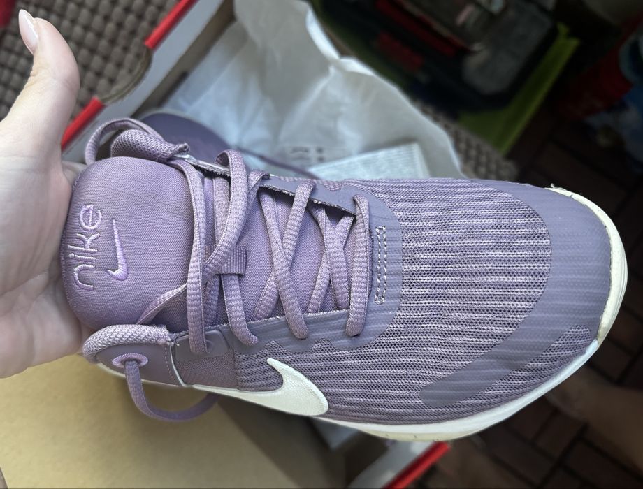 Дамски маратонки Nike Uplift SC 37.5 - Нови