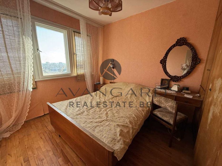 оф.24158 Тристаен обзаведен до Мол Пловдив