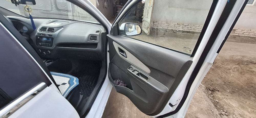 Cobalt sotiladi 2015 metani bor mayda chuyda kraskisi bor