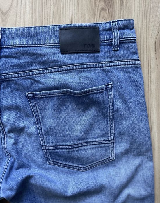 HUGO BOSS / мъжки дънки W38