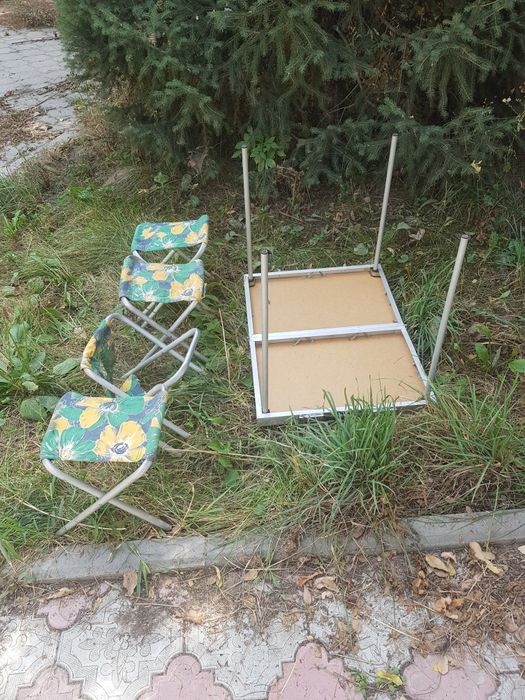 Продам походный разборный столик(комплект)