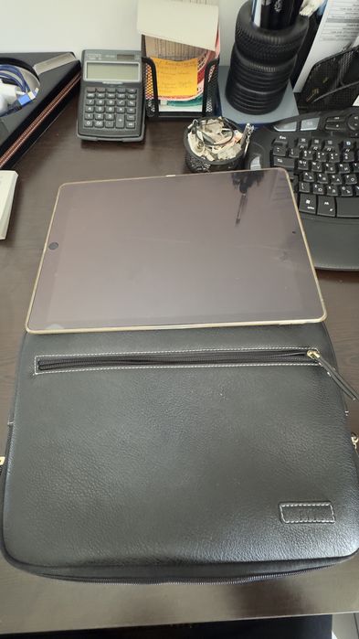 Apple iPad Pro 12.9 inch, 256GB, Wi-Fi + Cellular