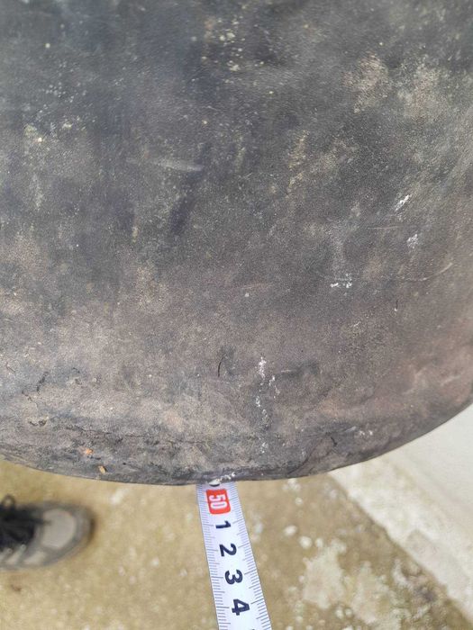 Голям меден котел с верига