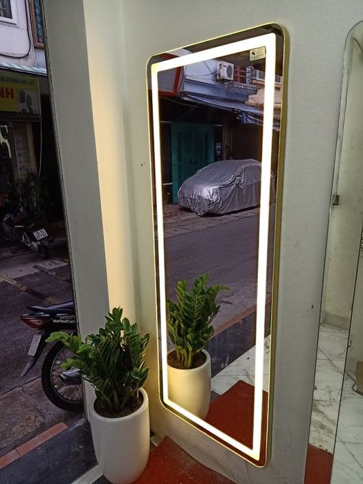 Зеркало с подсветкой