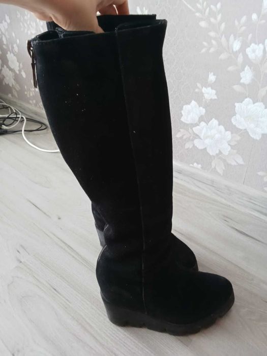 Продам зимние сапоги!