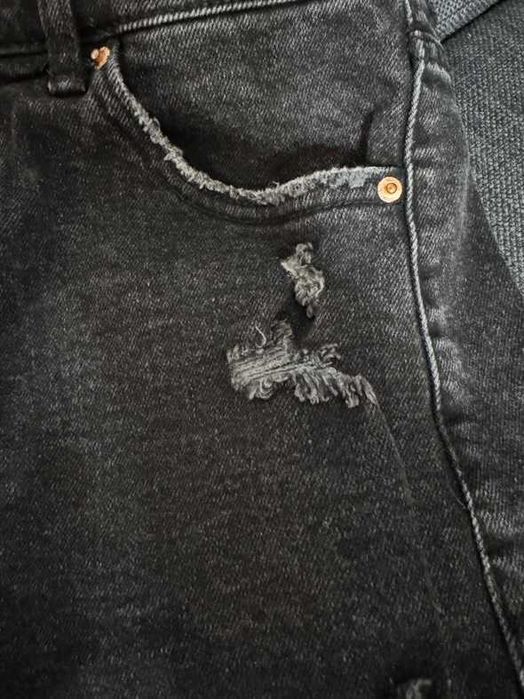 Къси дънкови панталонки Bershka