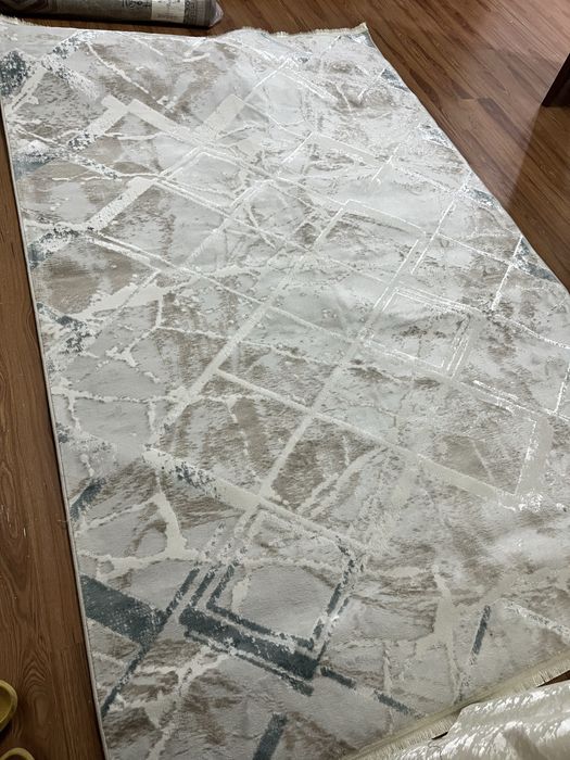 Продам ковер, новый!