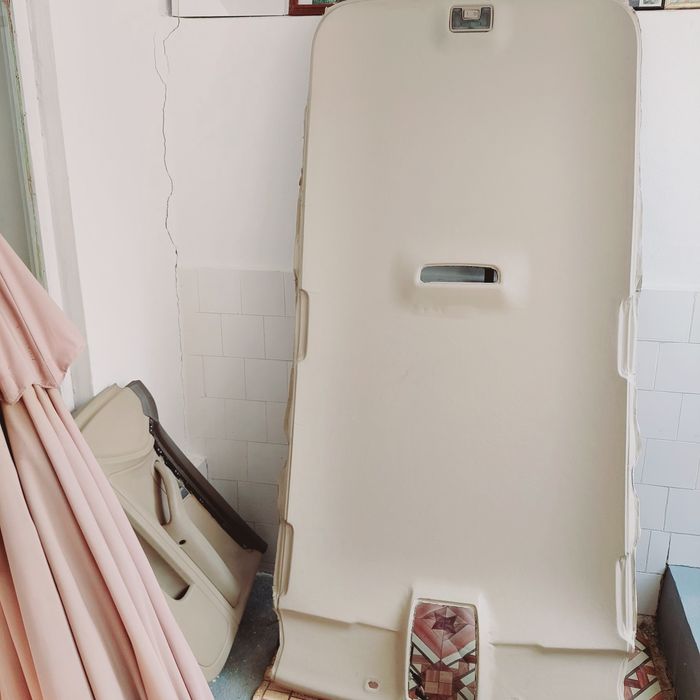 Оборудвани врати за ауди а4 б6 продава се на части