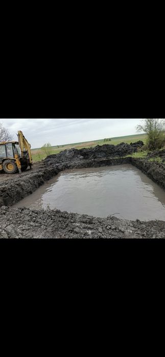 Buldoexcavator de inchiriat