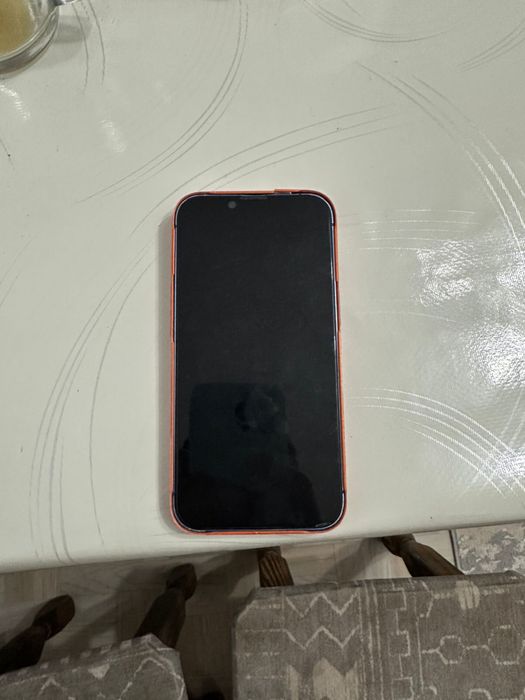 Продам iphone13.