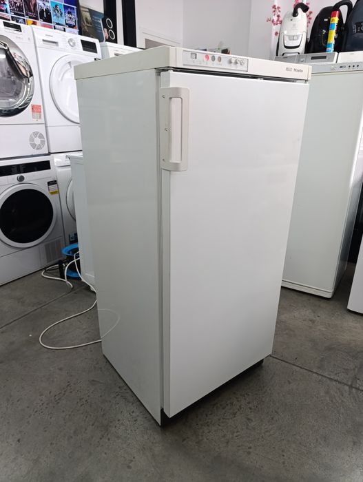 Фризер MIELE Размери 130/60/60см