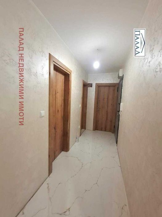 Продава се Тристаен апартамент в Варна, Център - 101 кв.м за 2080 €/кв.м - Снимка #14