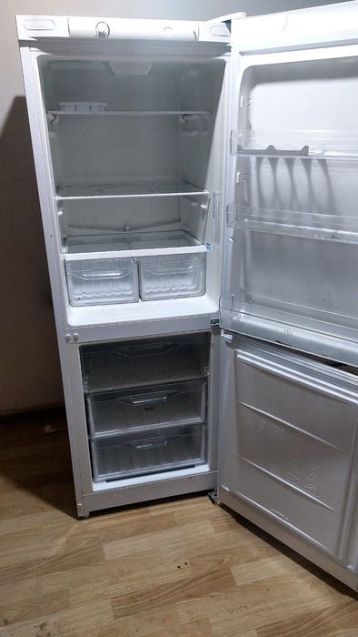 Холодильник Индезит