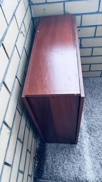 Продам стол книжка
