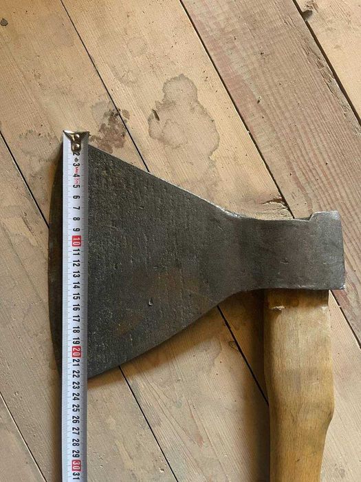 Топор  новый российский