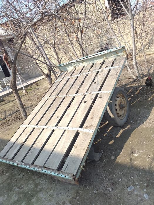 Продам хозяйственный прицеп в хорошем состоянии