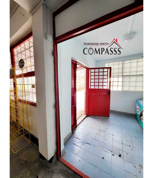 Продава се Магазин в к.к. Албена - 900 кв.м за 205 €/кв.м - Снимка #1