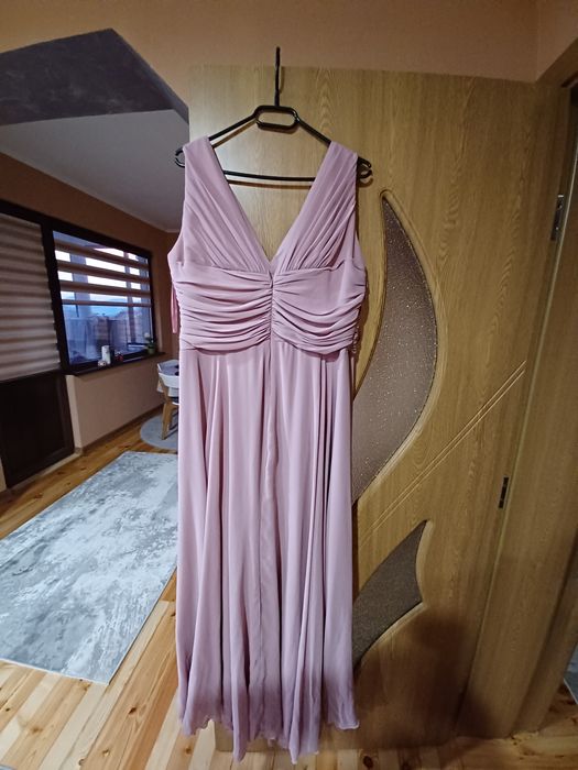 Официална дълга рокля