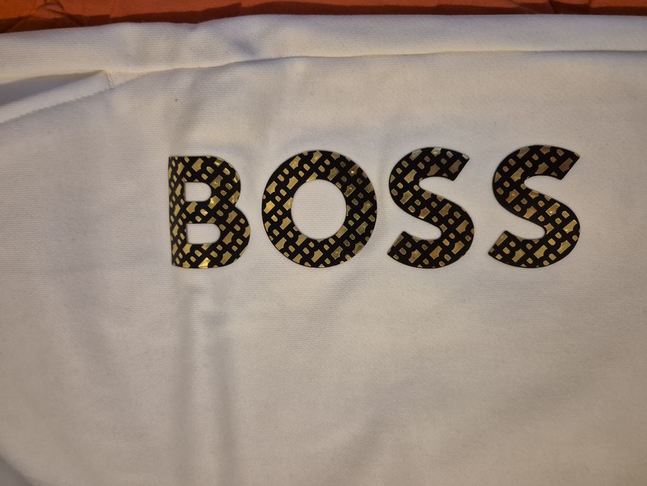 Pret ocazie Pantaloni Hugo Boss xl original noi cu etichetă