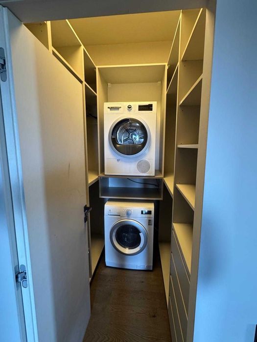 Inchiriez apartament 2 camere, cartier Tractorul Brasov