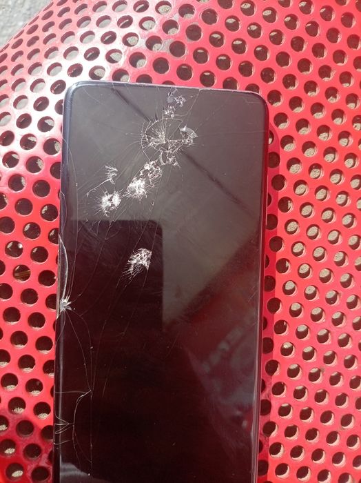Telefoane pentru piese