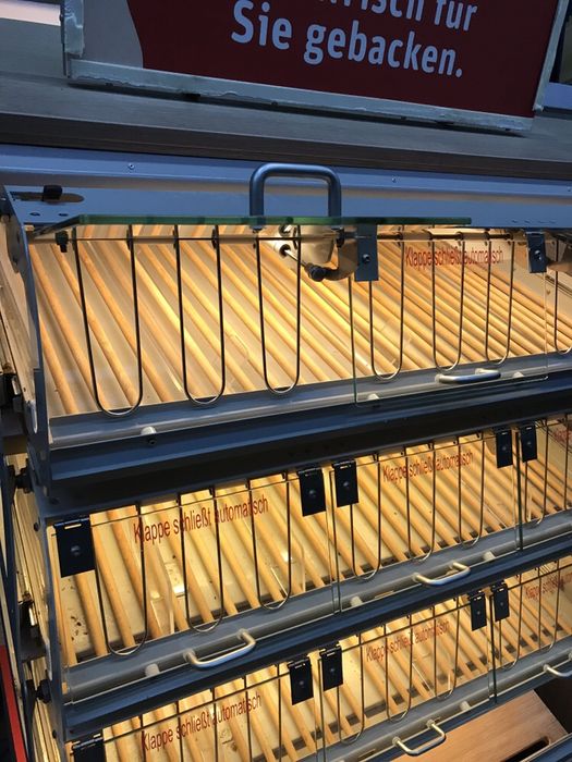 Стелаж за хляб.Витрина за хляб