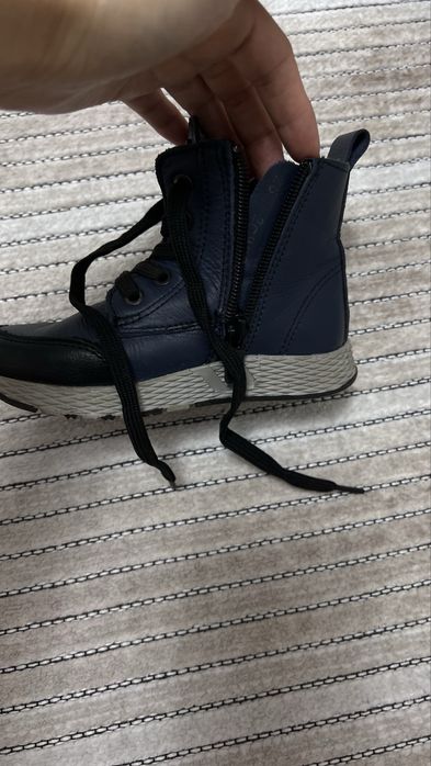 Продам обувь на мальчика