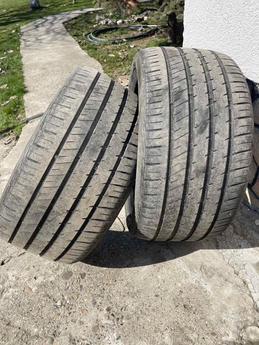 Летни Гуми 285/35/18